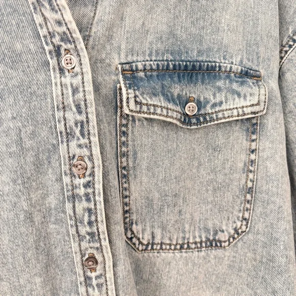 ☀️UNIVERSAL THREAD Washed Denim Shacket Sz XL NWOT - Picture 5 of 10